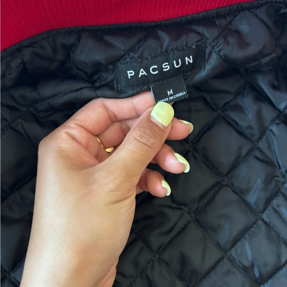PacSun Quilted Black Jacket with Red Trim - Picture 3 of 4